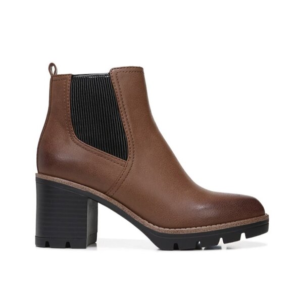 NATURALIZER Madalynn-Gore Lug Sole Booties - Picture 11 of 14